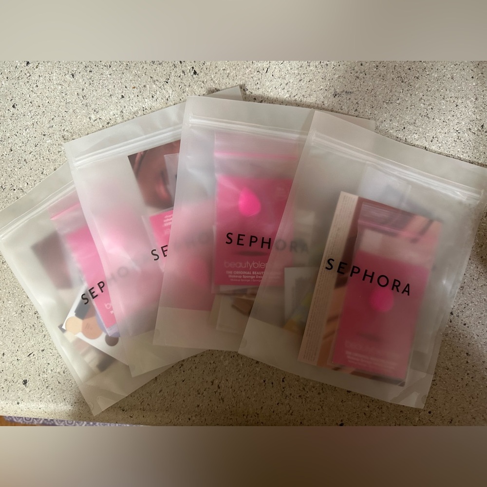 Foundation & Concealer Samples + $10 coupon.